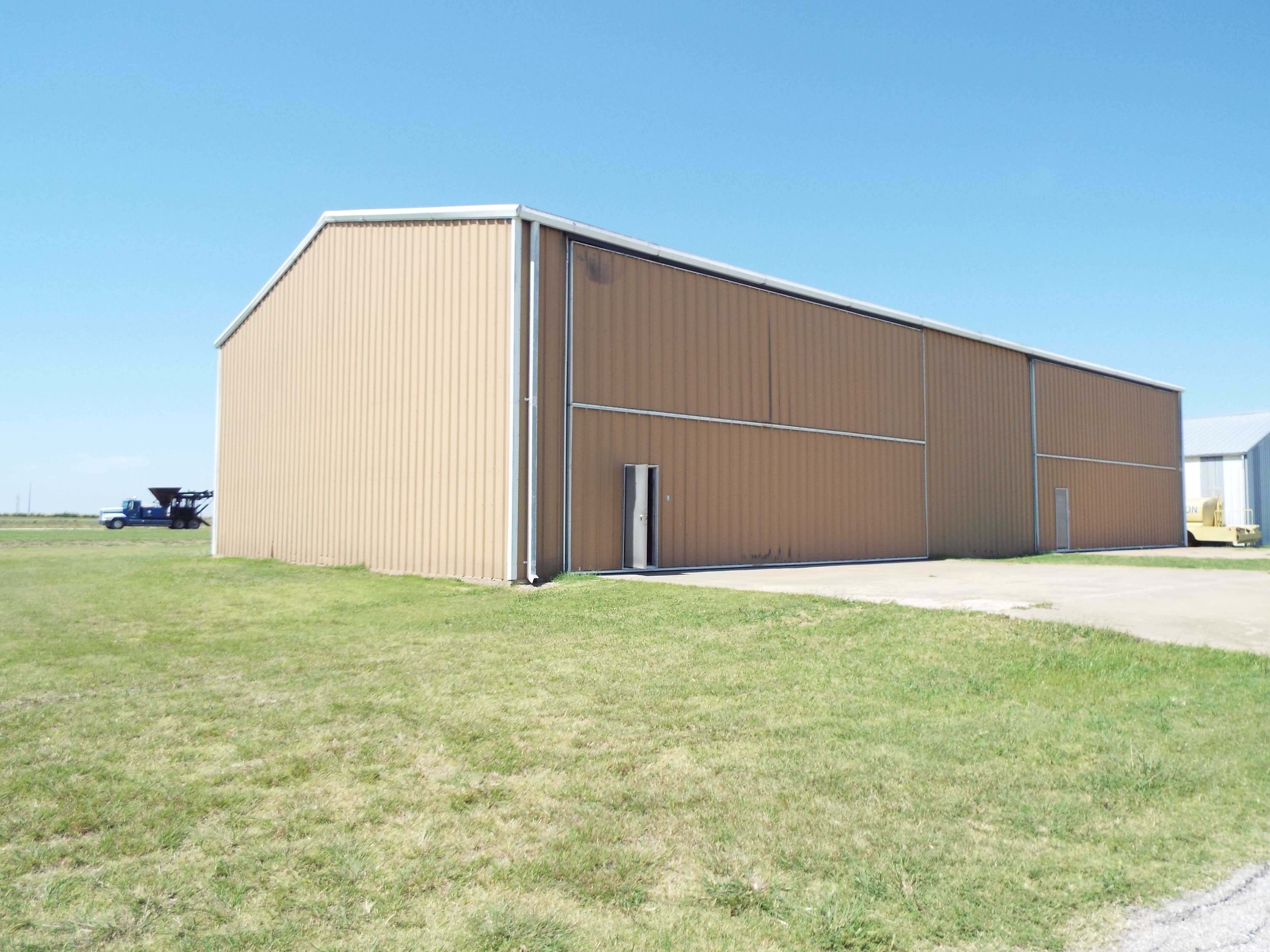 Airplane Hanger Medford OK