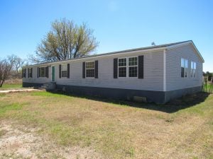 5/8 2003 FLEETWOOD 2,400 SQ.FT.  MOBILE HOME * MUST BE MOVED * ENID OKLAHOMA