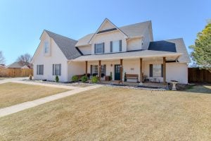 3,572 SQ.FT. CUSTOM HOME * SKYVIEW ESTATES * ENID OKLAHOMA