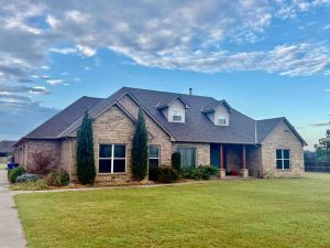 2 – STORY 2,941 ± SQ.FT. * CHISHOLM SCHOOLS * NORTHWOOD ADDITION * ENID OKLAHOMA
