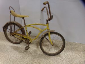 5/12 Franciscan – Comic Books – Die Cast Toys – Table Lamps – Schwinn Bicycles – Fiesta Ware – Snow Sleds- Freezer – Vintage Cameras – Gun Holsters/Ammo Accessories – Primitive Cabinets