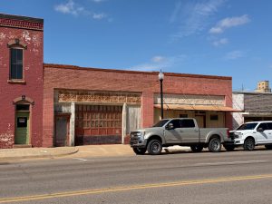 12/2 Hennessey Main Street * Downtown * Investment Opportunity